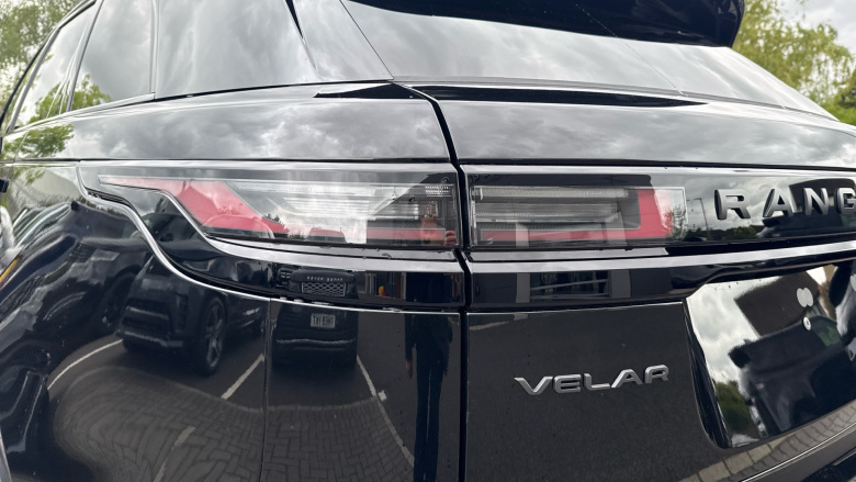 Land Rover Range Rover Velar 2.0 D200 MHEV Belgravia Edition 5dr Auto Diesel Estate